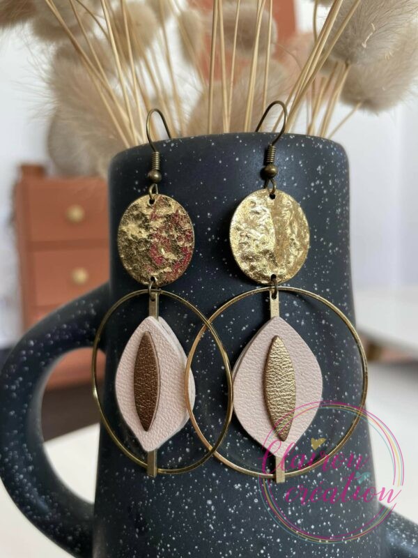boucles en CUIR (131)