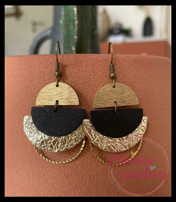 Boucles Cuirs Dorées