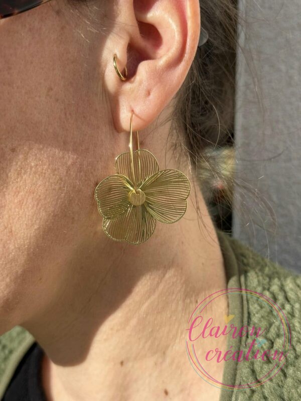 Boucles Dorées "PETITE FLEUR OLYMPE"